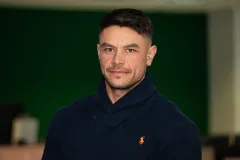 corporate headshots ireland male professional dark background modern portrait