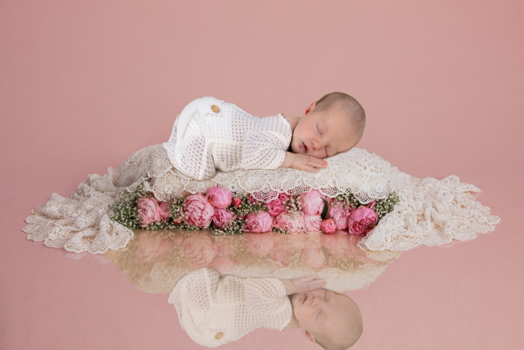 Newborn photoshoot with photo of baby Faye who was a perfect model for her first photoshoot